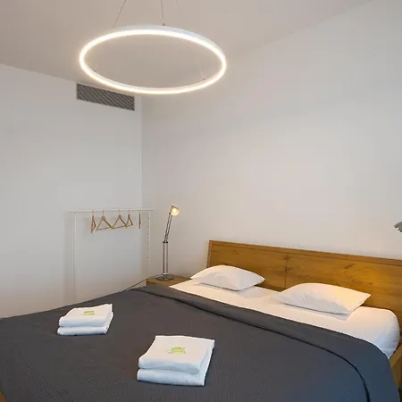 Skau Sky Park Mint By Zaha Hadid 22 Floor 1 Tower Free Parking Apartmán