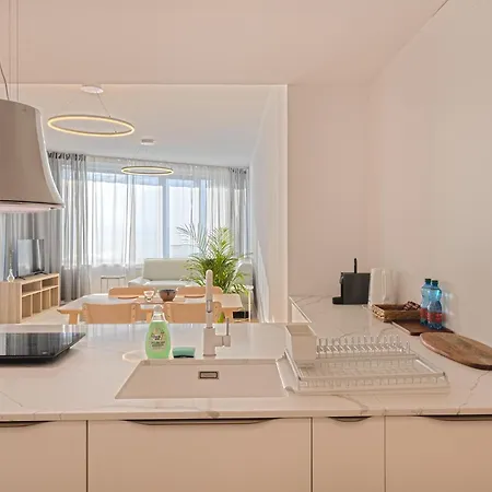 Skau Sky Park Mint By Zaha Hadid 22 Floor 1 Tower Free Parking Apartmán