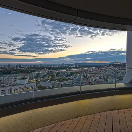 Skau Sky Park Mint By Zaha Hadid 22 Floor 1 Tower Free Parking Bratysława